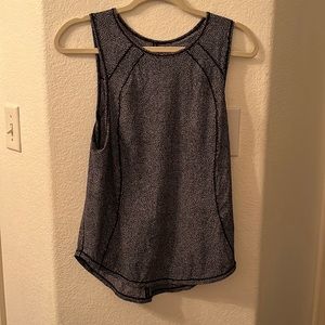 Lululemon tank top